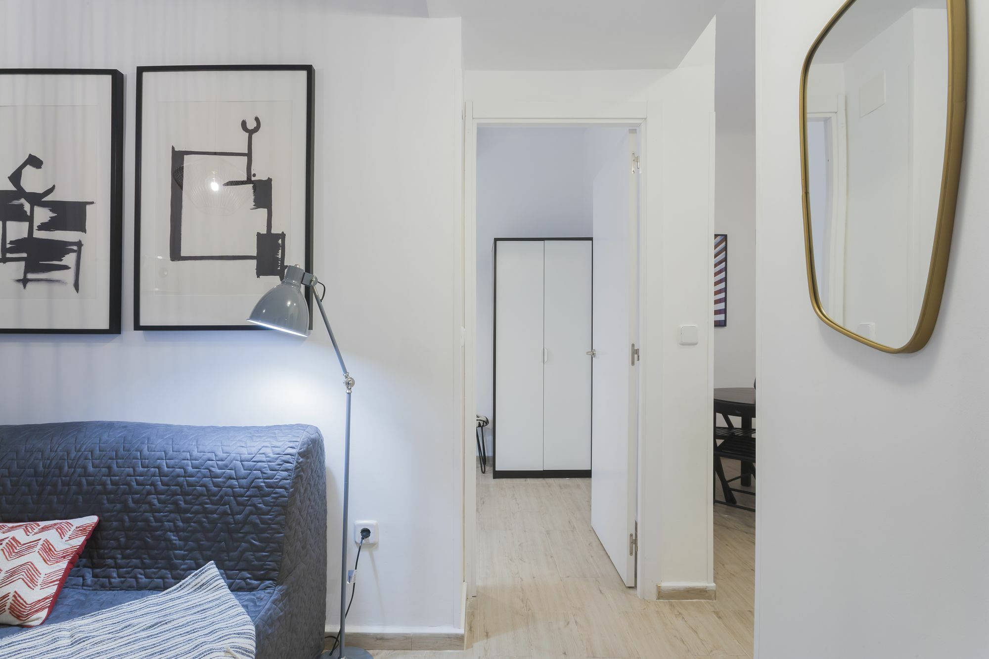 Dobo Rooms Ronda De Segovia Madrid Extérieur photo